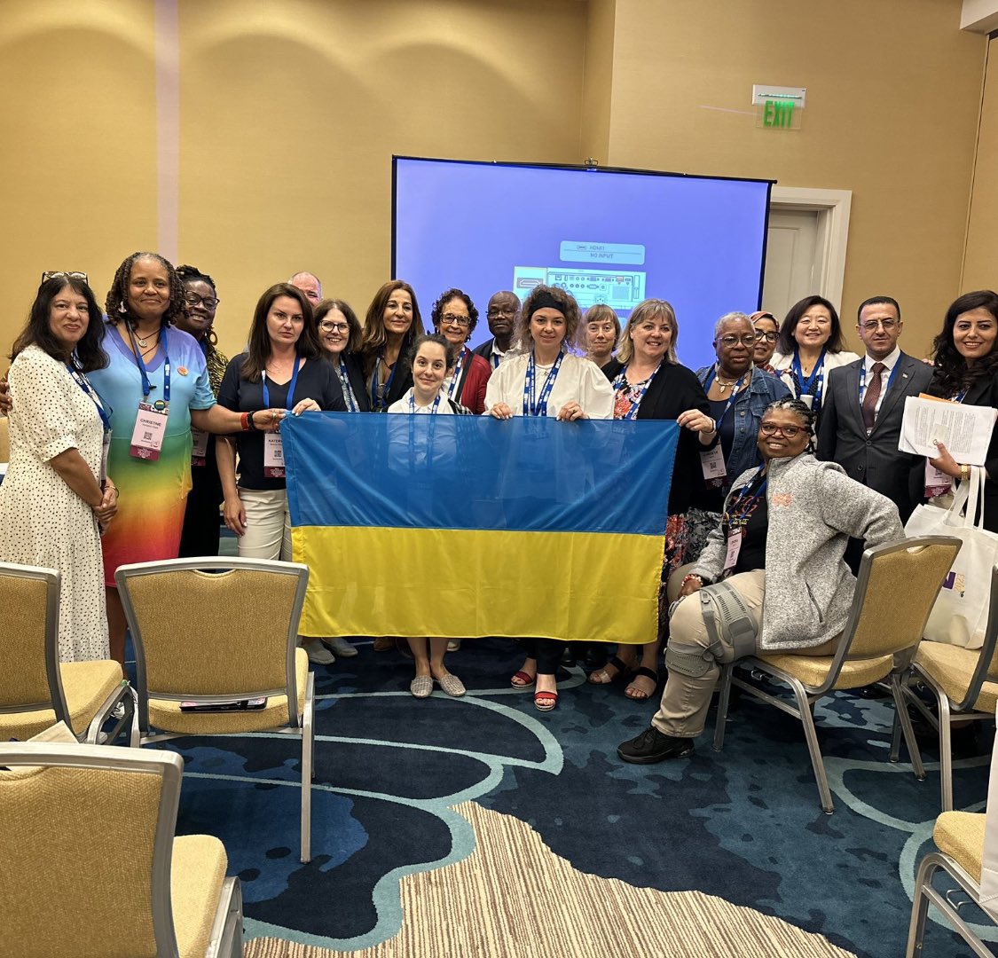 <a href="/eduint/">Education International</a> <a href="/daveswords/">David Edwards</a> Solidarity to the wider trade union ! Still buzzing from NEA Conference and now we have the 9th Congress #EICongress