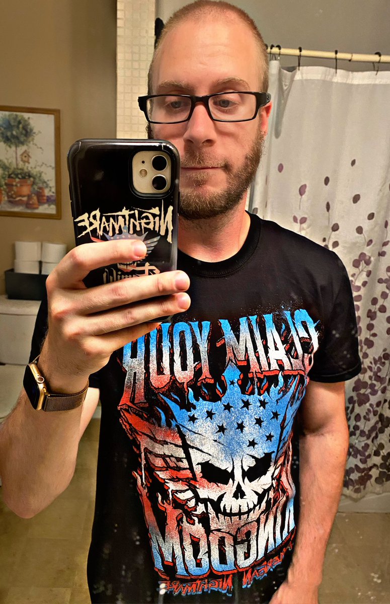 TheGarganoWay's tweet image. LOVE the new @CodyRhodes shirt 🔥

the Cody merch is just always top tier
#NightmareFamily