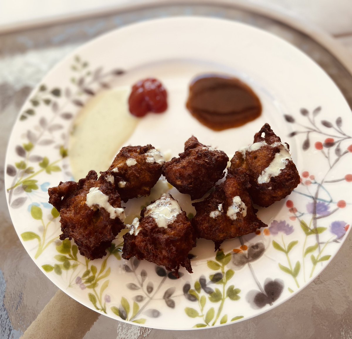 narrgis007's tweet image. Today I made dosa , banana walnut  bread , orange chicken n some desi style chicken pakora..

Guess I am tired .. where’s my bed 🤩😎

#food #cooking #chec #homechef #homecooking #homecooked #tastythaal52