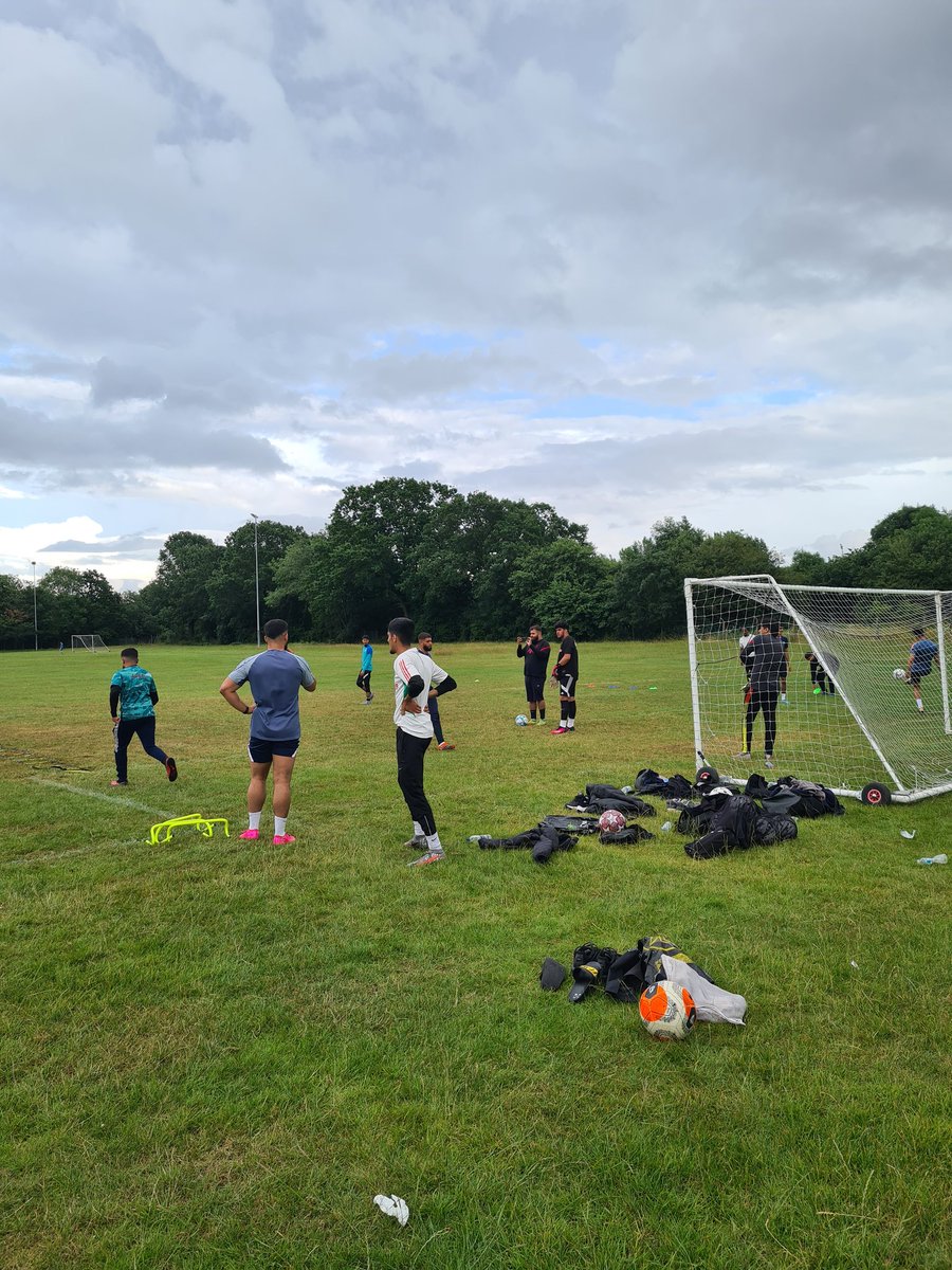 MidlandMavsFC's tweet photo. Pre-Season Training

The boys took part in their first session of pre-season. Starting with the dreaded BLEEP-TEST!!!🥵🥵🥵

They all put in a shift. Starting the way they mean to go along...

LET'S GOOOOOO!!!!💯💪🏼

#TheMavs https://t.co/cnhhKgmI7F