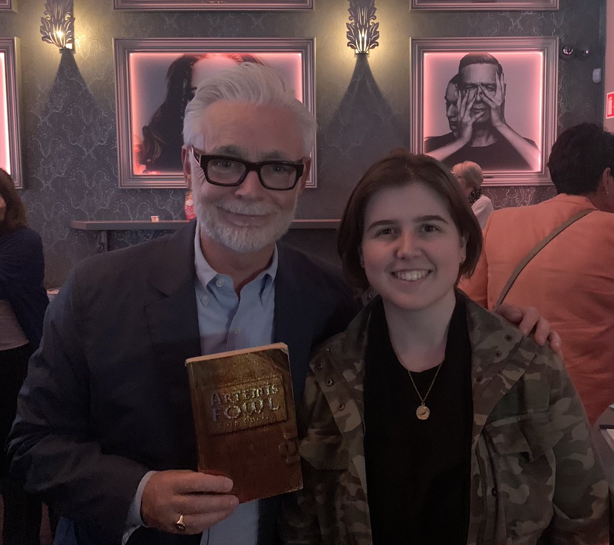 Fair play to gentleman @EoinColfer who made Isabella’s year tonight. She learned to read through his books. We were at the opening night of his play Holy Mary @3olympiatheatre which was good gas. Thanks to @sabrinasheehan, @hellomissionpr & @BredaCashe for the invite. Go see it.