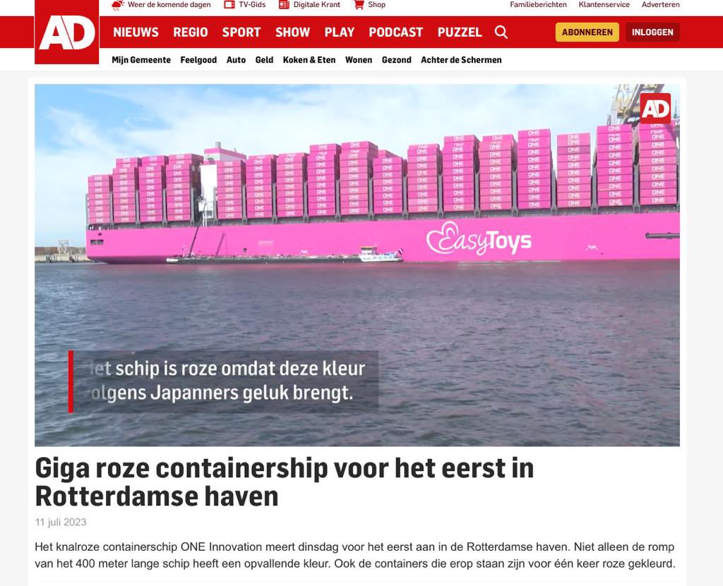 The Easytoys Adventskalender season is started today. Our colorful boat arrived in style today in the harbour Of Rotterdam!

Upcoming week a lot of containers will arriving in Veendam! 

<a href="/EasytoysNL/">EasyToys.nl</a> 

#veendam #containership #adventskalender