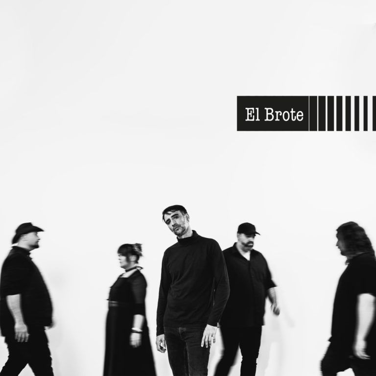 #Single. <a href="/Alarmantiks/">ALARMANTIKS</a> estrenan single

j-musind.blogspot.com/2023/07/alarma…