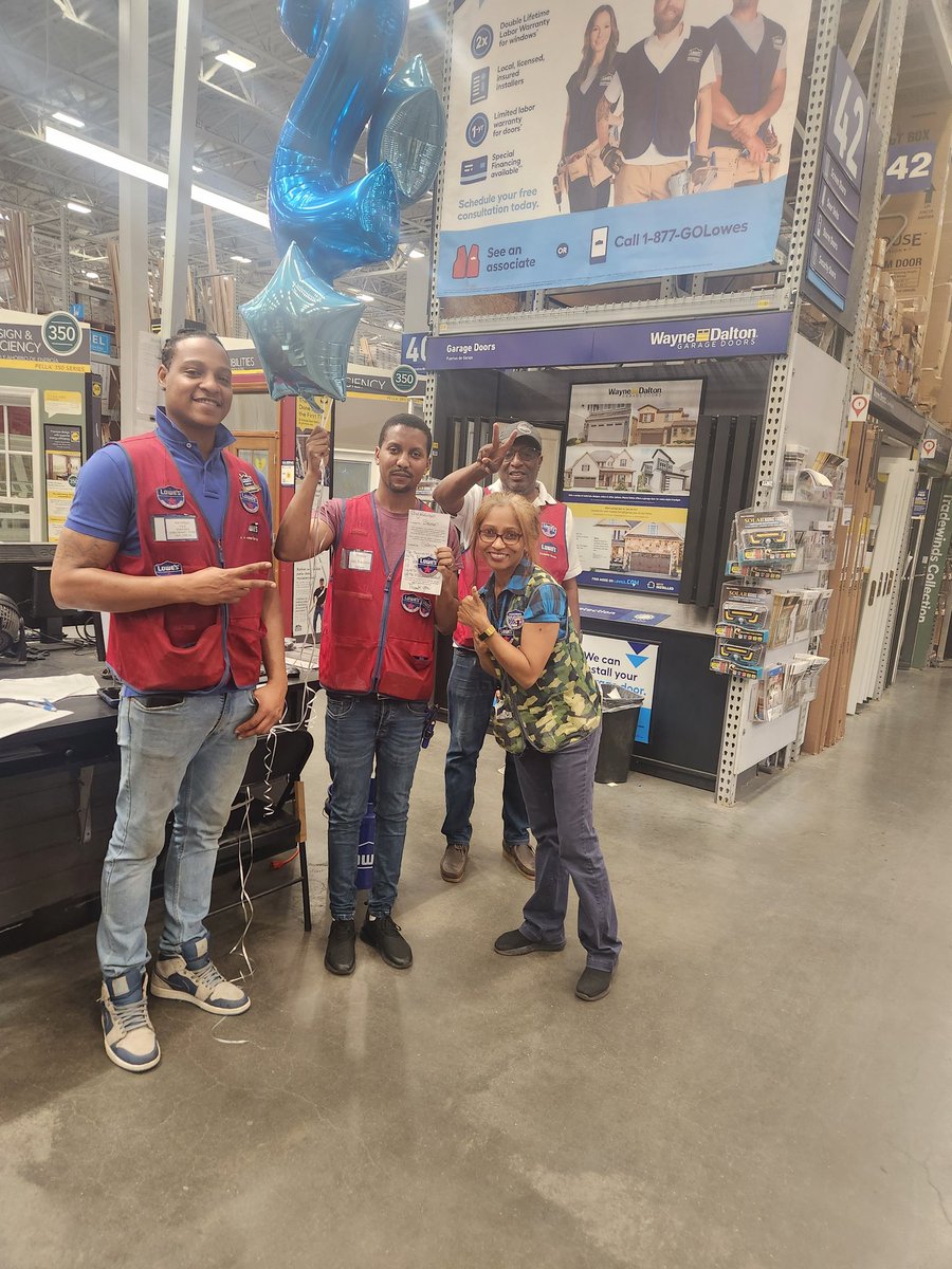 SabrinaMylonas's tweet photo. Congratulations to our top two specialists for the month of June, Cheresa and Shemar. Chersea with 98 % region ranking and Shemar with a 95% region ranking. GREAT JOB TEAM π@specialtyspotlight @Lowes #specialtytuesday @specialtylowes #2664 https://t.co/SgoYvv0Y5K