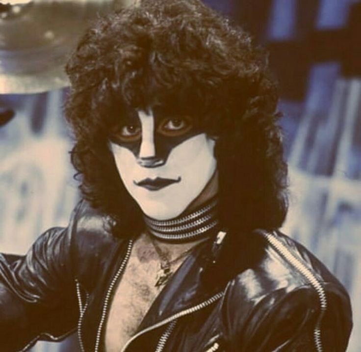 Happy heavenly birthday Eric Carr  