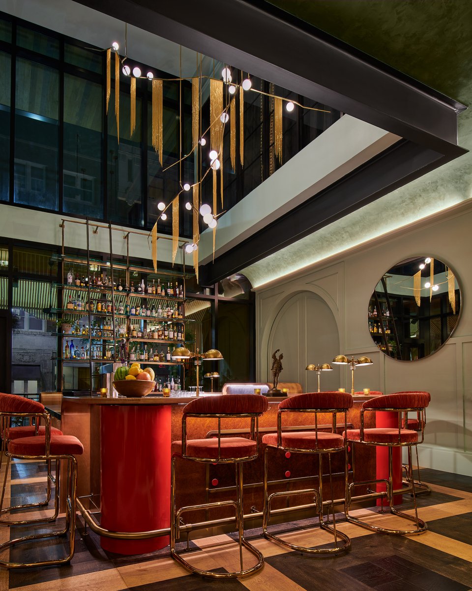 Delectable flavors and delightful cocktails await. 🍸 Discover a hidden gem in the heart of New Orleans, where you can unwind, indulge, and create memorable moments. #CommonsClubNOLA