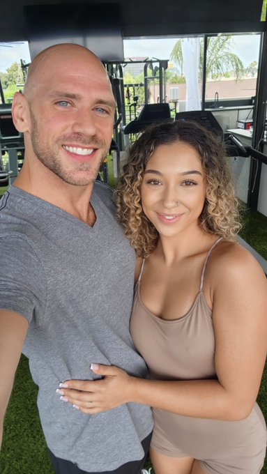 DROPS THURSDAY!!!! 🚨https://t.co/GxPns051TD @puertoricanlexy https://t.co/ObWVtePft3<a class="tags" href="/tag/puertoricanlexy">@puertoricanlexy</a>