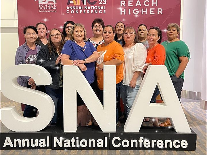 #457BestoftheBest Attending the School Nutrition Association National Conference in Denver!  Can't wait to see what they  have learned and what new ideas they will bring back!! #FuelingKSKids <a href="/USD457/">Garden City Public Schools USD 457</a>