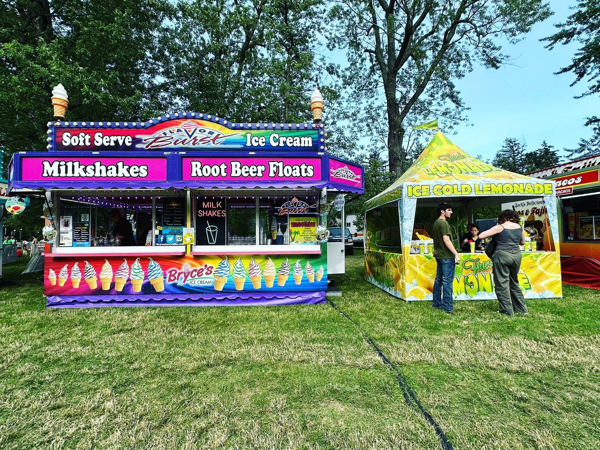 BrycesIceCream's tweet photo. Old Home Days is here! Where else are you going to find rides, games, and great food on a weekday? We will be open this Tuesday-Friday at Island Park serving all of your favorite treats.

We hope to see you there. 🍦 https://t.co/jaOTtcU8Uf