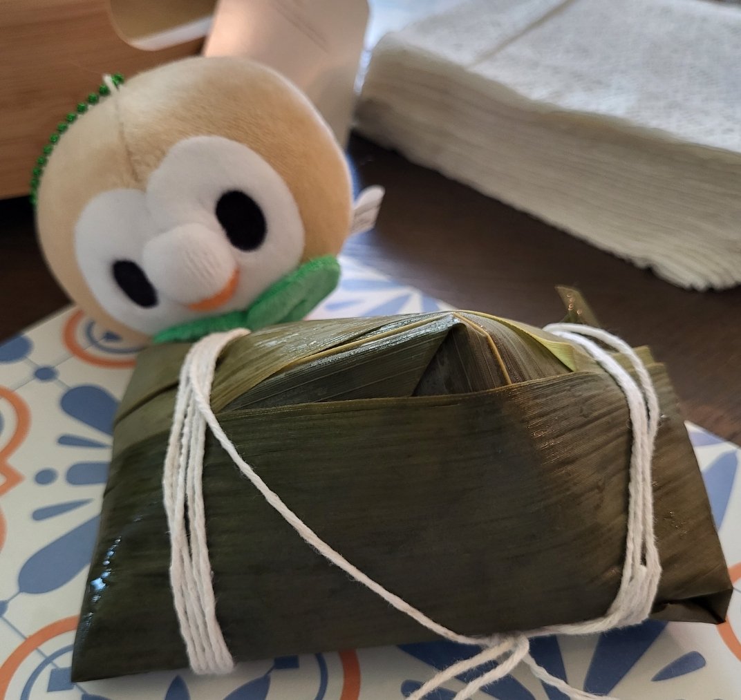 sharo on Twitter "guess who learned they get itchy rashes from