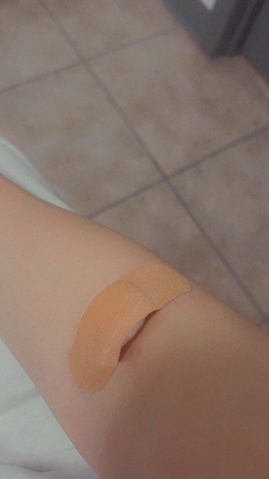 I&rsquo;m at the doctors getting some blood work done and it hurt so much someone kiss it and make it better