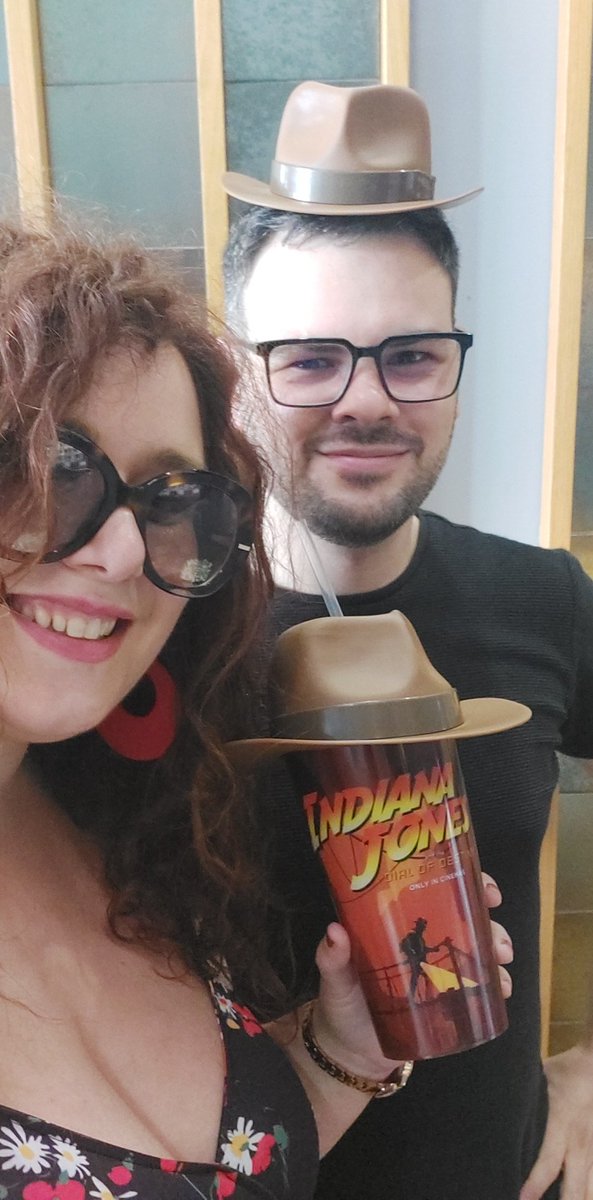 veronicafujiko's tweet photo. #DialOfDestiny #IndianaJones Indiana Jones e il quadrante del destino 🧡🤎 #ucicinema https://t.co/lL7o9Nb6Ws