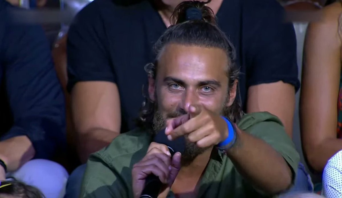SimonaBrain's tweet photo. Μαριούκο το πήρε ο φίλος σου! 🥳

Κάτι κάναμε και εμείς για την χθεσινή αλητεία εις βάρος σου!! 😉

Μπραβο στον Σάκη!! Άξιος νικητής!! 🏆💪🔥

 #survivorGR https://t.co/9075iwyZdN