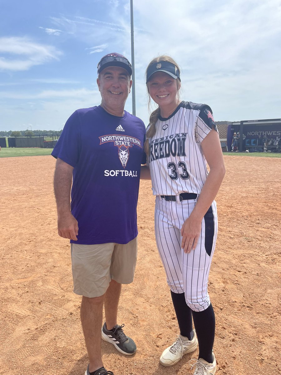 Presley Brott tweet media