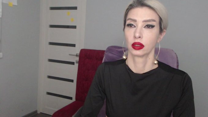 I'm online @MyFreeCams! #onmfc https://t.co/PlGLdxpm31 💚 https://t.co/0lIskn8X9S<a class="tags" href="/tag/myfreecams">@myfreecams</a><a href="/tag/onmfc"class="tags">#onmfc</a>