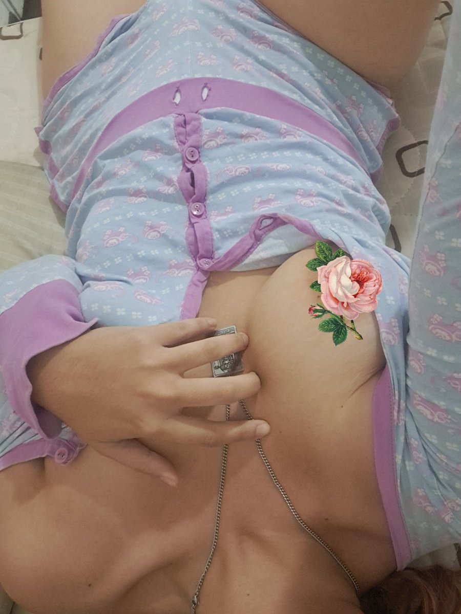 Come and lay down with me ❤️

#onlyfans #latina #THICK