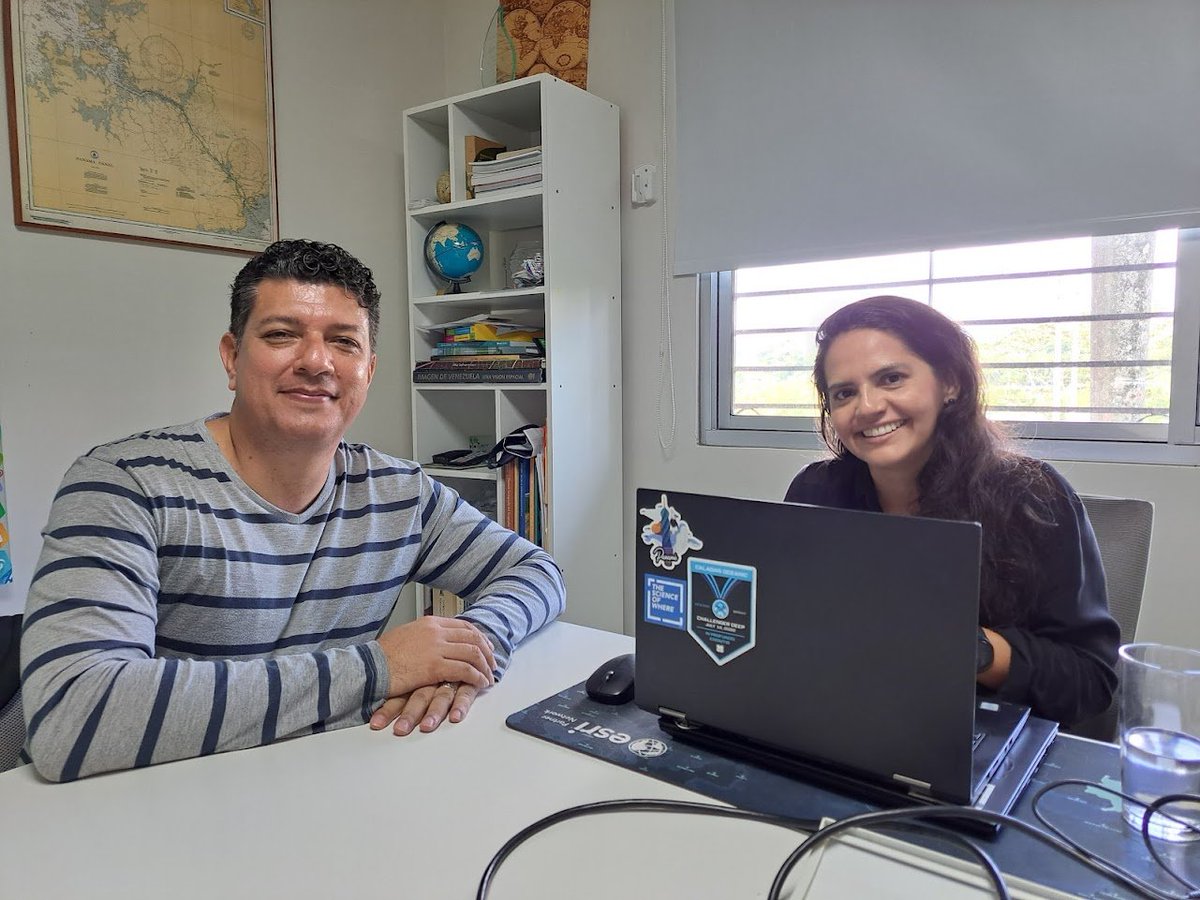 "Cuando nos definimos a nosotros mismos, es crucial saber de donde venimos y de donde nos sentimos parte." 
#LaCienciaDelDonde  colaboración por <a href="/pcolmenares/">Pedro Colmenares</a>  y <a href="/rocio_data/">Rocío Vega</a> 

fanzineroso.com/2023/07/la-cie…

#LaCienciaEsElCamino <a href="/KernelCMT/">Kernel Community</a> <a href="/CEVAXIN_PTY/">CEVAXIN</a> <a href="/CienciaPTY/">Ciencia En Panamá   #CienciaEnPanamá</a> <a href="/ITSEpma/">ITSE</a>