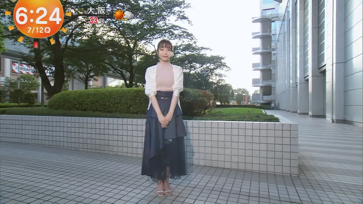 himakun's tweet photo. 今朝のコーデも素敵でしたね！
#フジテレビ
#めざましテレビ
#井上清華
#セントフォース
#林佑香
#Cancam https://t.co/M4sJs0AOf6