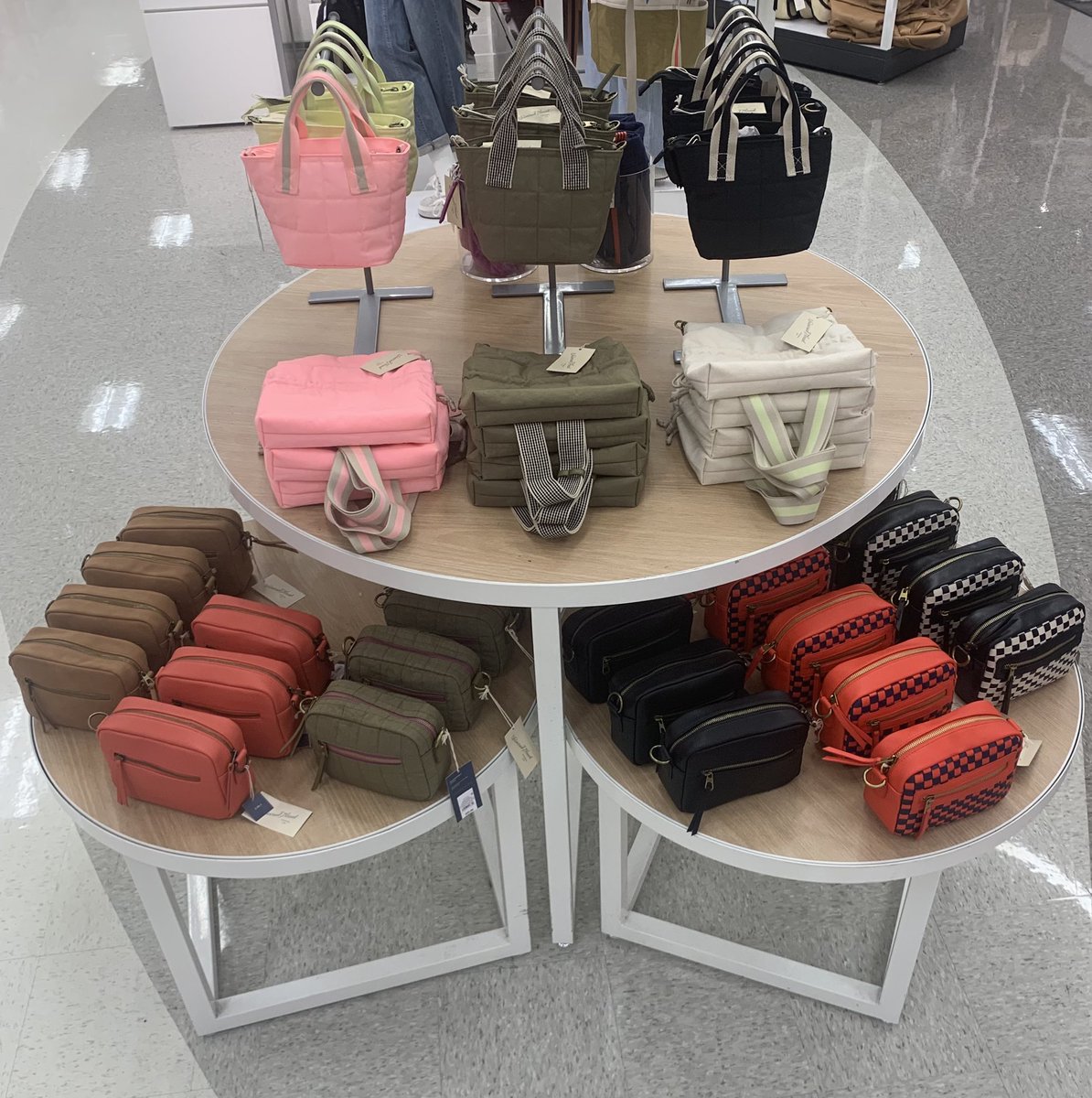 abarbet64's tweet photo. #VMLstyle PLANNED AND EXECUTED! FALL BTS ‘23 https://t.co/gWXKodNthd