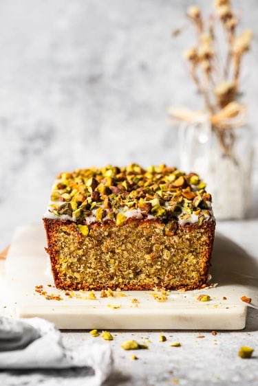 MarisasIkitchen's tweet photo. Are you a fan of nutty desserts? Here’s an easy-to-make gluten-free, Almond Pistachio Cake recipe your whole family will love. https://t.co/UM6GpCDTti https://t.co/r0pmiqHRY6