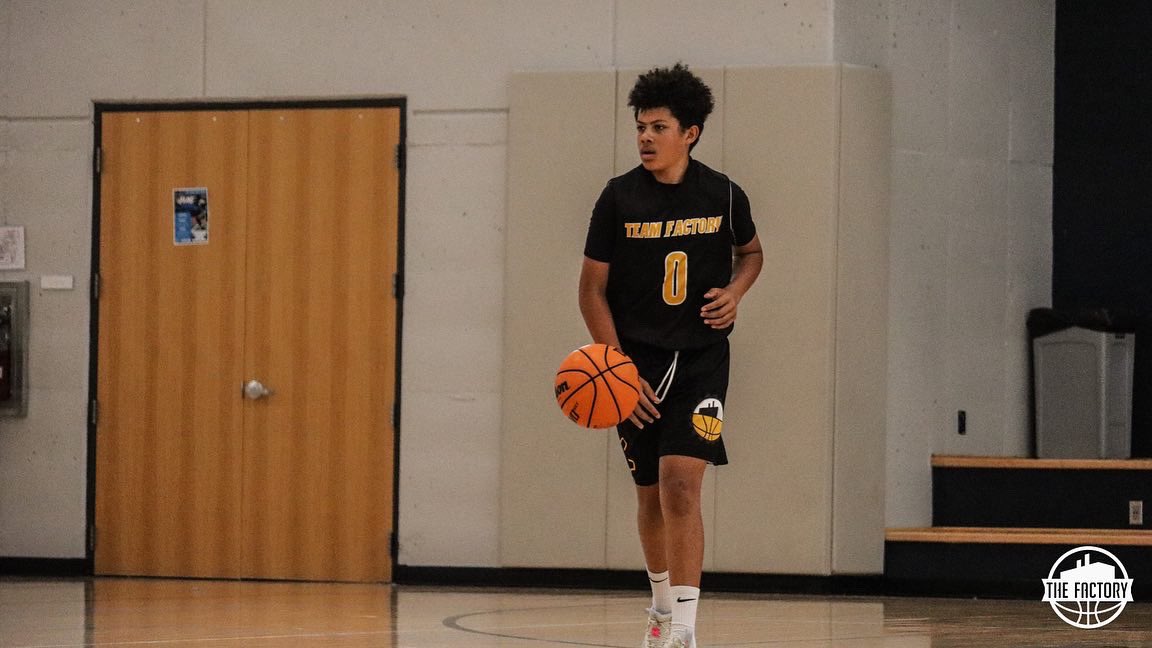 TheFactoryBB's tweet photo. 📸 Photo highlights of The Summer Warm Up in Omaha pt. 2

Team Factory 8th Regional vs. Showtime Hoopers 8th 

#teamfactory #thefactory #basketball #aau #aaubasketball #bball #summer #orthonebraska https://t.co/V2bdzQp9cx
