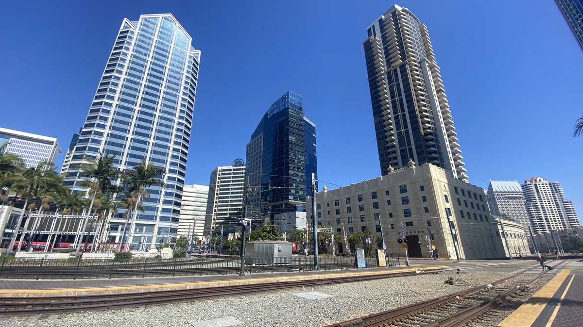 jonjab's tweet photo. Is San Diego looking more and more like CityEngine  or is it vice versa #EsriUC2023 https://t.co/OQmT1KGAVB