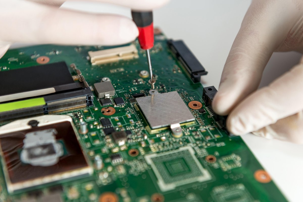 Geeks on Site tweet media