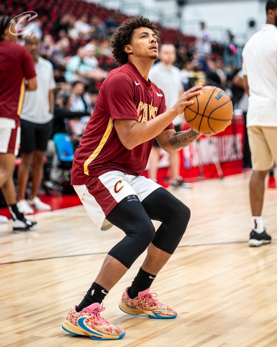 The 🧵 is FINALLY here!

Let’s pull back the curtains and dive deeper into Cavs SL darling, Craig Porter Jr