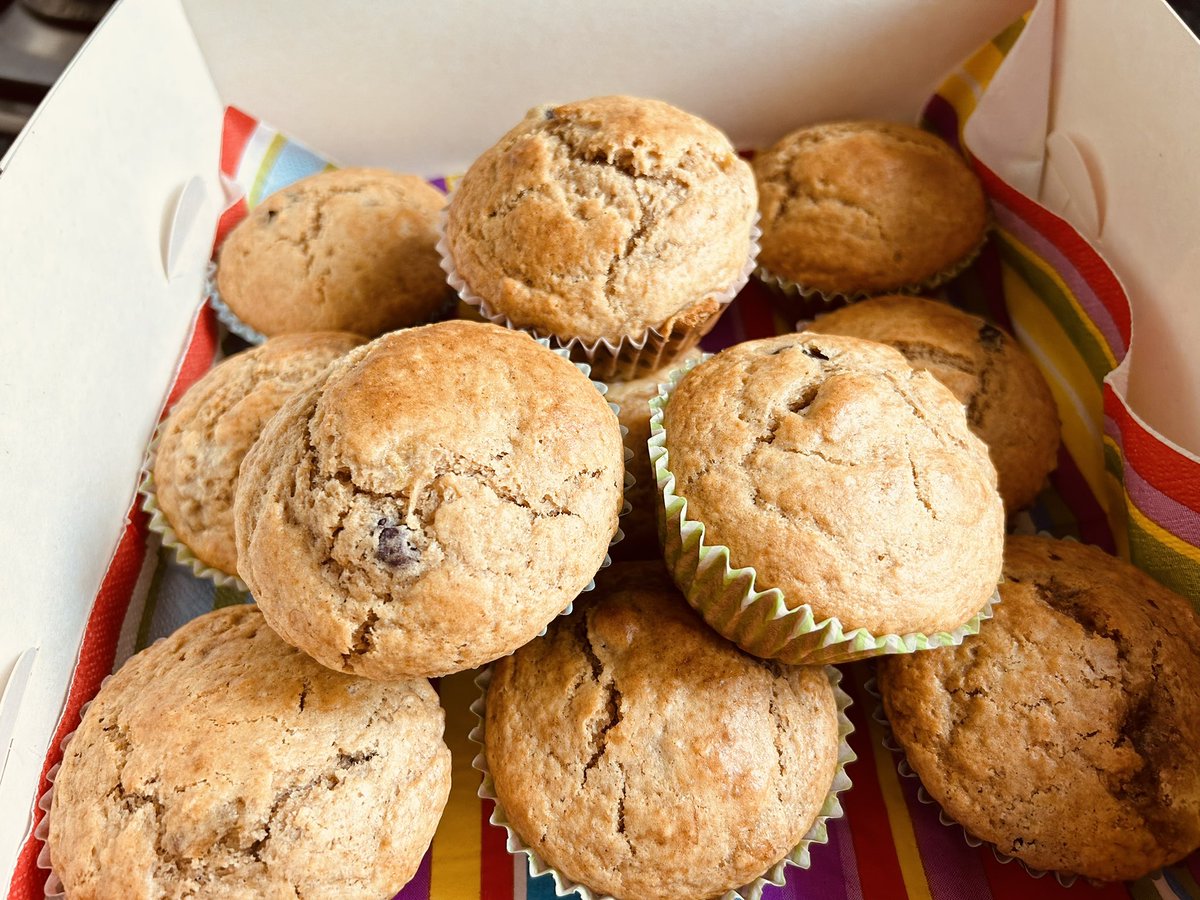 I dropped off a freshly baked box of banana and blueberry muffins to Women’s Refuge before work this morning. <a href="/GoodBitchesBake/">Good Bitches Baking</a> #BakingItBetter