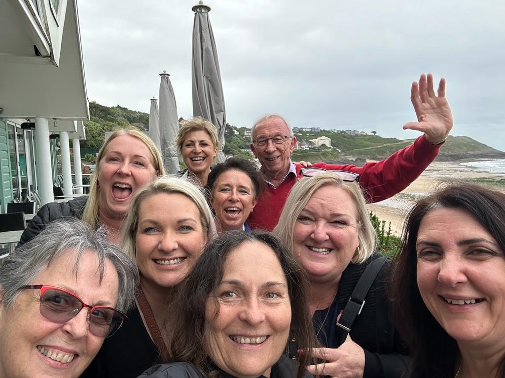 Hi from beautiful Swansea, Wales. Thanks to Head Teachers Katie from Dylan Thomas Community School &amp; Allison from Penyrheol Primary School, staff and students for sharing your learning &amp; beautiful schools with us. #BetterTogether #CowpastureNetwork <a href="/penyrheol2/">Penyrheol Primary</a> <a href="/NSWEducation/">NSW Dept of Education</a> #LEAP