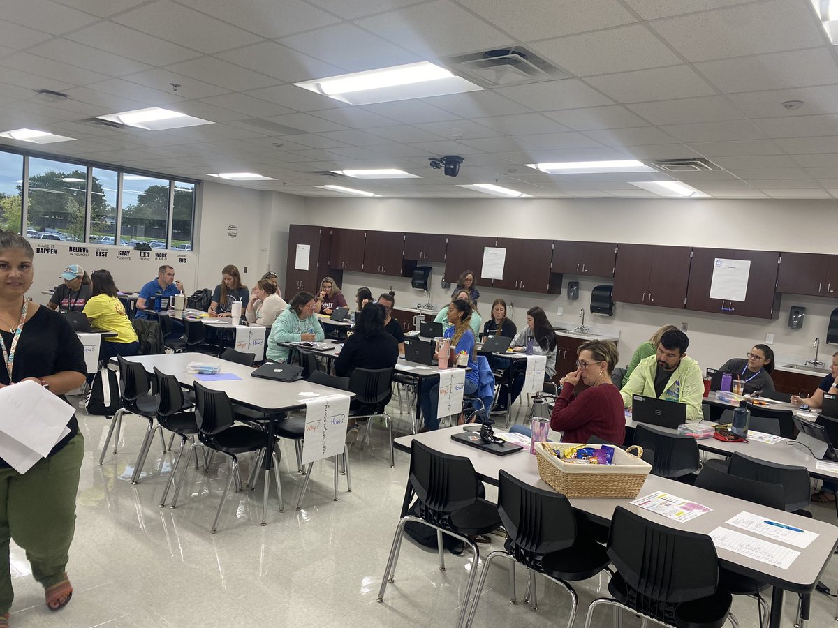 👩‍🏫Educators👨‍🏫getting Ready for the 23-24 School Year while participating in our Unpacking PD 📝  <a href="/WylieISD/">Wylie ISD</a> <a href="/stacyahorton/">Stacy Horton</a> <a href="/AmFerguson6/">Amanda Ferguson</a> <a href="/aymwinslow/">Amy Winslow</a>