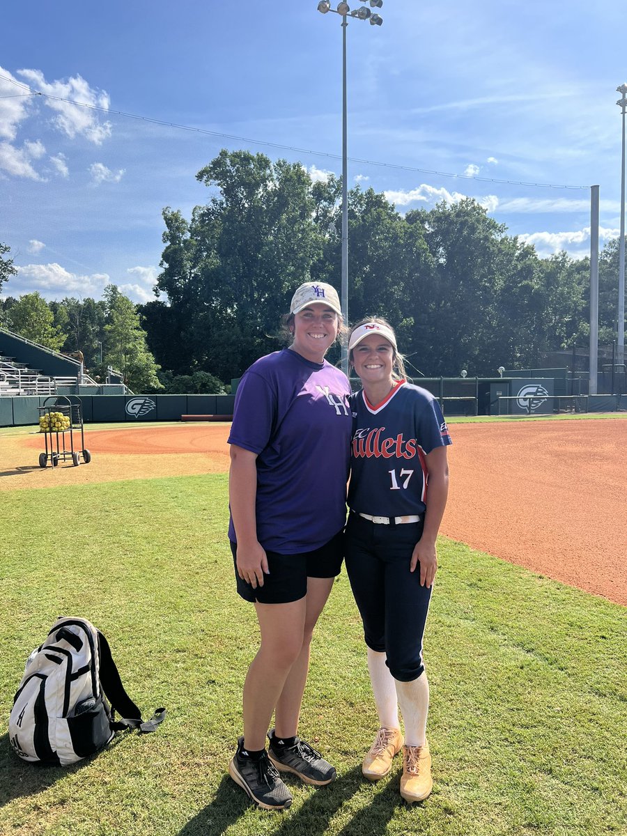 Thank you <a href="/GrizzlyCoachKat/">Kat Ihlenburg</a> for having an amazing camp at GGC. And thank you for all of the coaches that had amazing drills that I will help me achieve my goals! <a href="/CoachANicholson/">Coach Nicholson</a> <a href="/CoachMelRushing/">Melanie Rushing</a> <a href="/CoachHampton_/">Crystal Hampton</a> <a href="/baileyyboswell/">Bailey Boswell Eden</a> <a href="/YHC_Softball/">YHC Softball</a>
