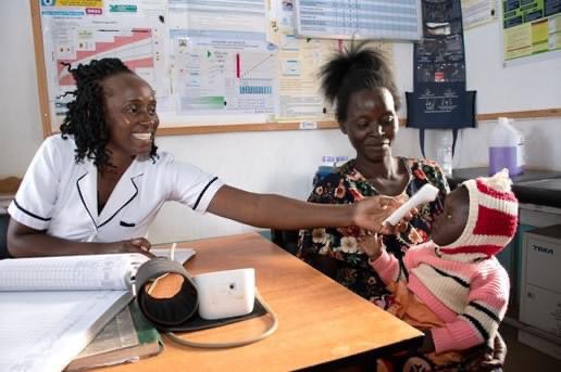 CMMBTweets's tweet photo. Why women and children?
We invest in women because they invest in others. Research shows that investing in women’s and children’s health saves millions of lives and yields significant returns, potentially up to nine times the value of the initial economic investment.
#CMMB https://t.co/MhBrjhhzow
