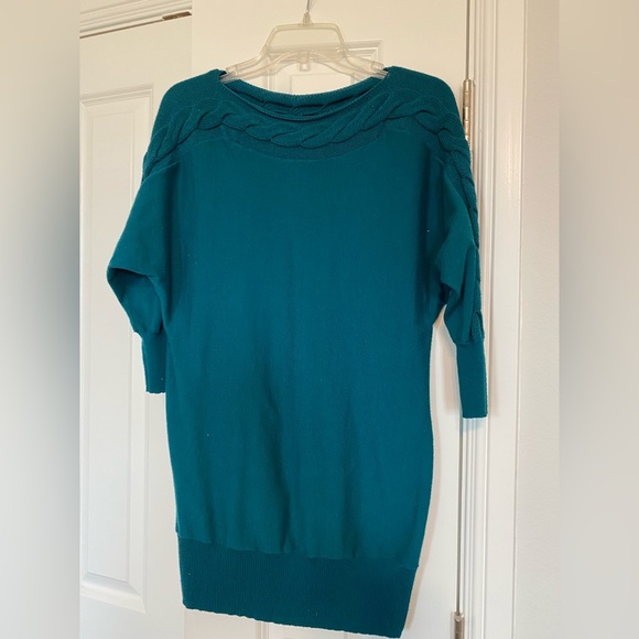 Zydre9's tweet photo. So good I had to share! Check out all the items I'm loving on @Poshmarkapp from @GrittyThrifter #poshmark #fashion #style #shopmycloset #thelimited: https://t.co/oqXWfc3bUQ https://t.co/mysT2ScRcD