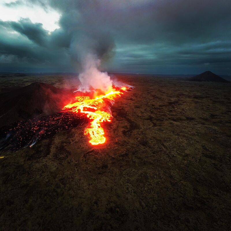 #Volcanic #eruption in #Iceland
Photo taken from ICELAND - " FIRE AND ICE " on Facebook.
Grzegorz Kowalczyk
<a href="/icelandishot/">Icelandishot</a>
Iceland is Hot! 

icelandishot.com