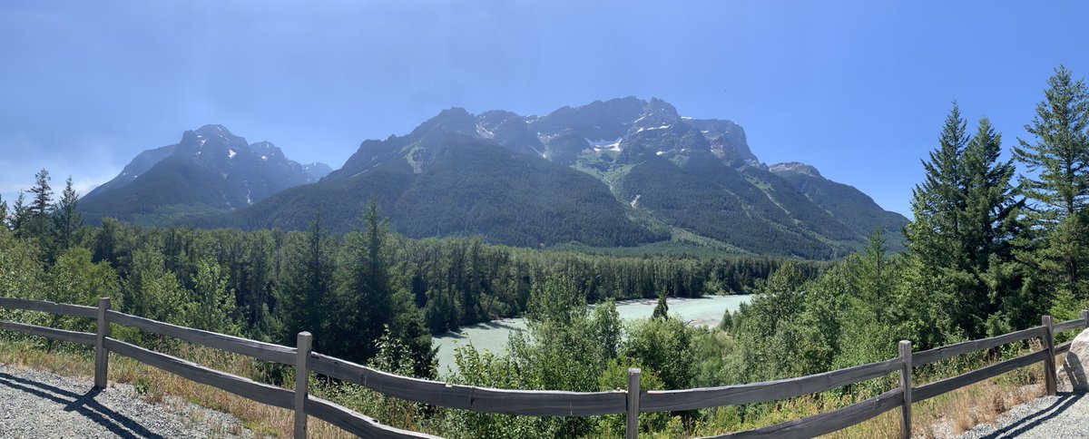 #BCRoadTrip2023 view from “Stupendous Viewpoint” in #TweedsmuirProvincialPark along #BCHwy20 (bottom of “the hill”)