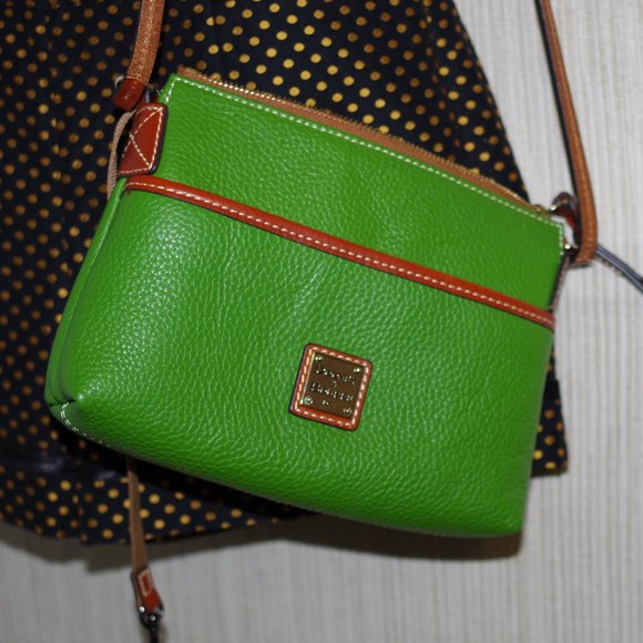 zelodius's tweet image. So good I had to share! Check out all the items I'm loving on @Poshmarkapp #poshmark #fashion #style #shopmycloset #dolcegabbana #dooneybourke #chanel: posh.mk/ZZG1d1DFmBb