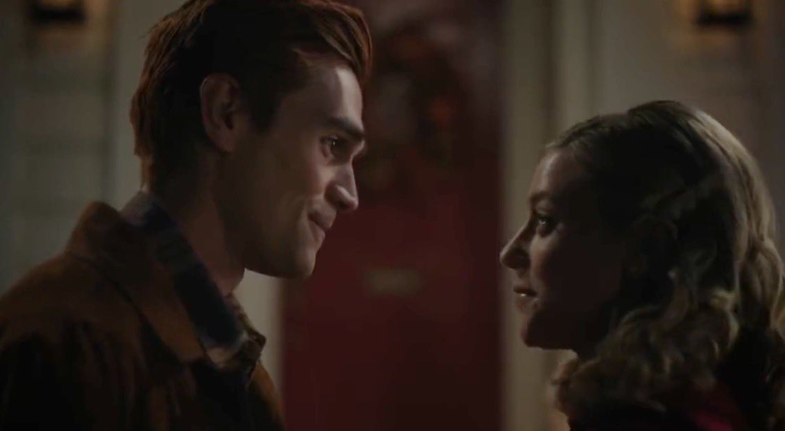 barchiesorigin's tweet photo. “i’m wonderstruck blushing all the way home” https://t.co/nJXBEYUm5l
