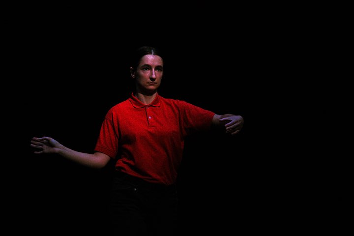 Ilsuggeritore's tweet photo. Oggi a #CultEstate, il quotidiano culturale @radiopopmilano in onda alle 10.00 tanti ospiti e argomenti, fra cui #AnnaMarijaAdomaityte, a @SANTARCANGELO_F 2023, con la sua performance #Workpiece ispirata all’esperienza di lavoro da McDonald’s… https://t.co/4Ef20CXFbK