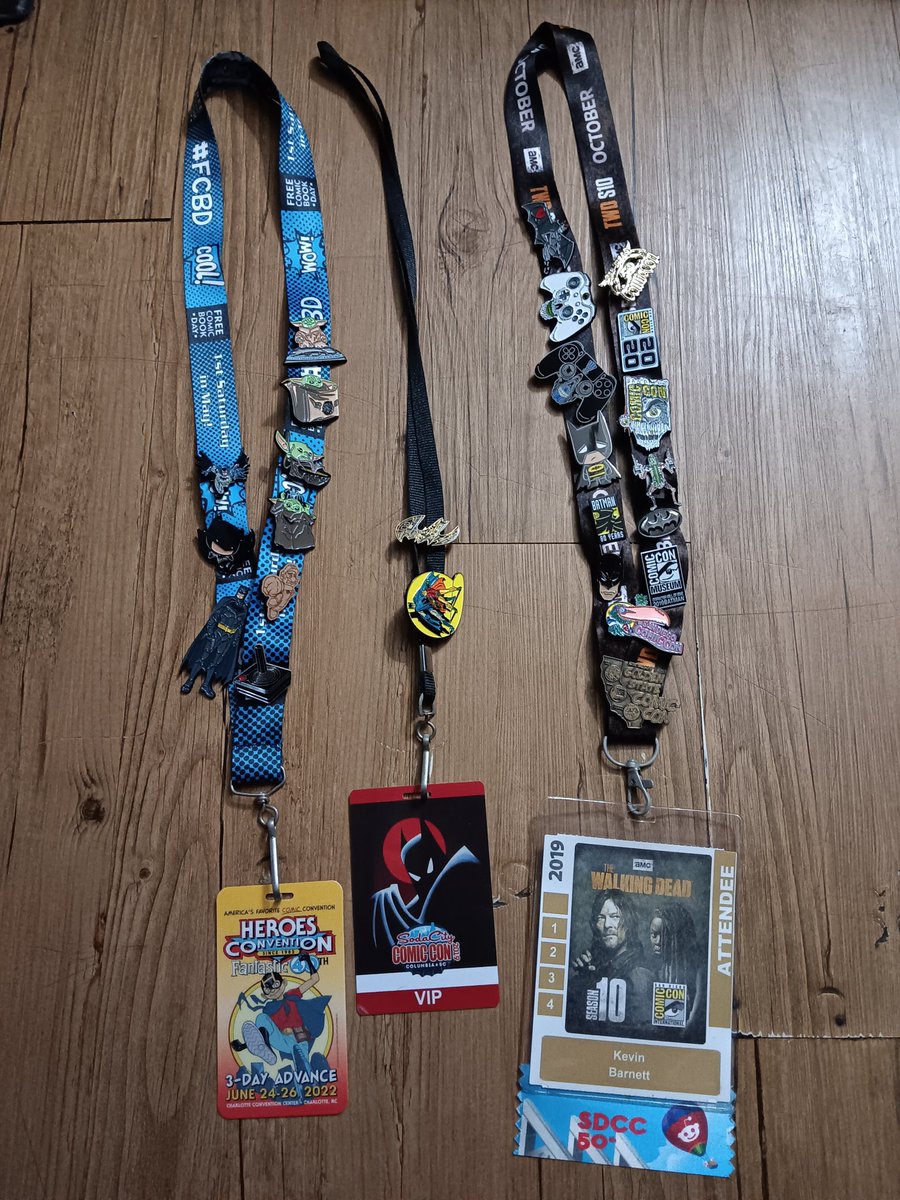DARKdcKNIGHT's tweet photo. Hello friends and #nerds, I also collect enamel pins, most of these I buy at the respected #ComicCons, the others I pick up at other stores and such.....ZOOM in and have a gander.....
#EnamelPinCollection https://t.co/LgsTpPvY51
