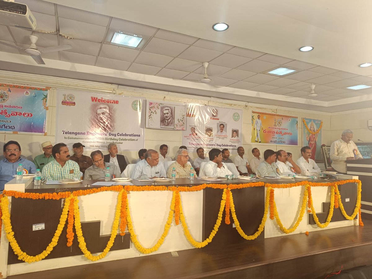 missionbhagirat's tweet photo. Telangana engineer’s day celebrations ⁦@mb_telangana⁩ ⁦@SmitaSabharwal⁩ ⁦@EDRBRS⁩ https://t.co/RkoacBjJZW