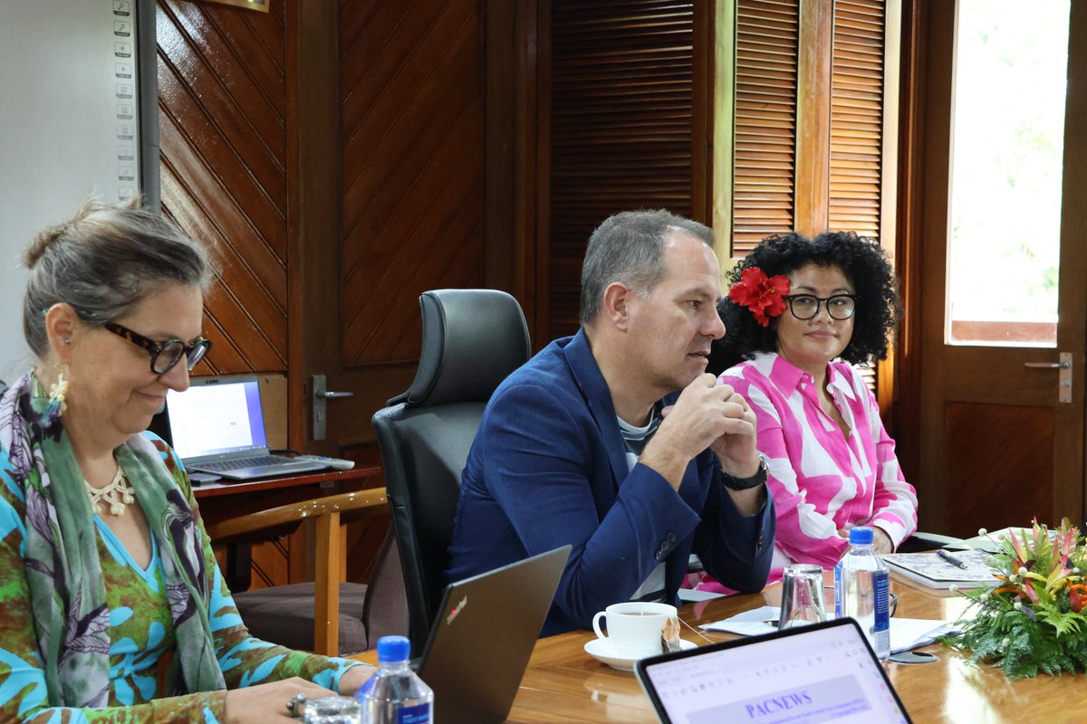 ForumSEC's tweet photo. PIF Secretary General, @henrytpuna met with the Director General of @spc_cps @sminchin today at the PIF Secretariat. Meeting discussions included work around #2050Strategy, and continued collaboration as CROP orgs on the regional priorities for the #BluePacific continent. https://t.co/62VBb50dnI