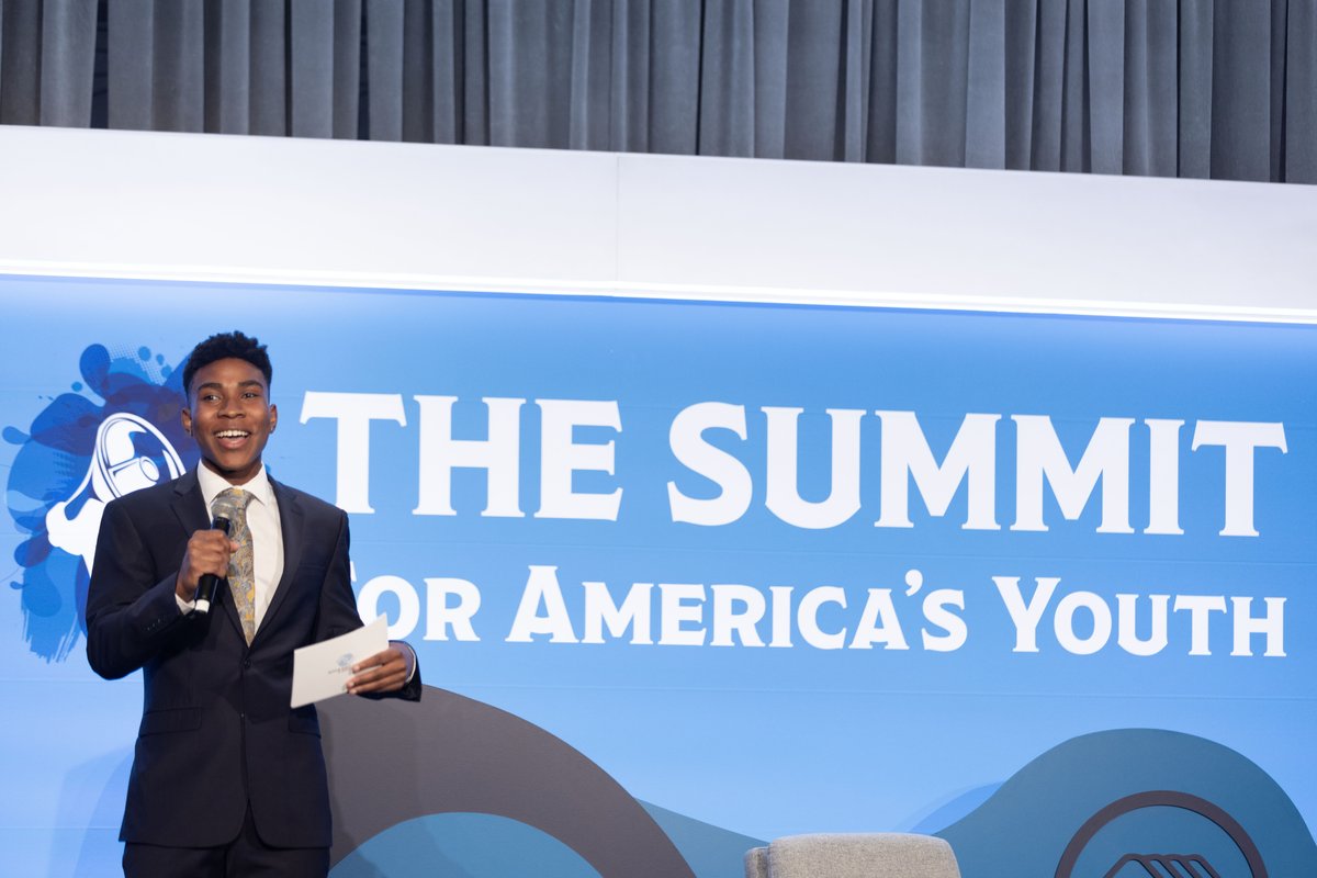 BGCA_Clubs's tweet photo. Making @BGCGW proud! TY Club alum @kahlil_greene for emceeing our Summit for America’s Youth Thought Leadership forum! #OnceAClubKid #SAY23 https://t.co/nTNExeP2f5