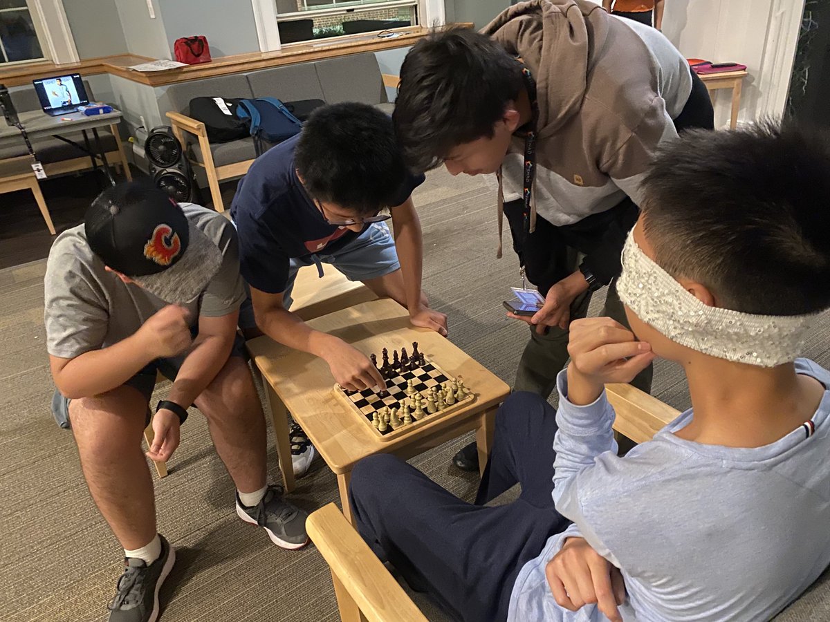 3 vs blind folded 1. ⁦<a href="/ShadNetwork/">Shad Canada</a>⁩
