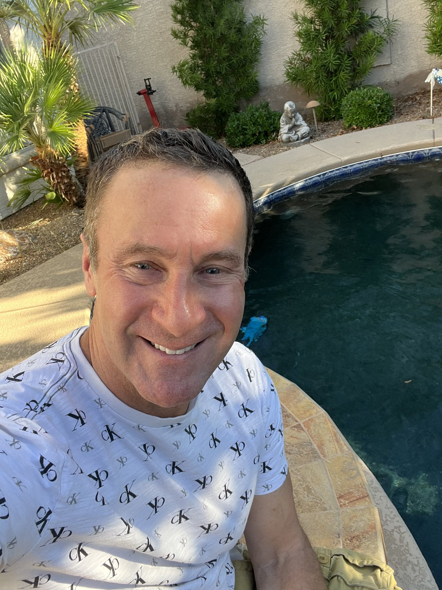 Jack Lawrence XXX on Twitter: "Hi ya Twitter! Big day working on my Speedster and now relaxing