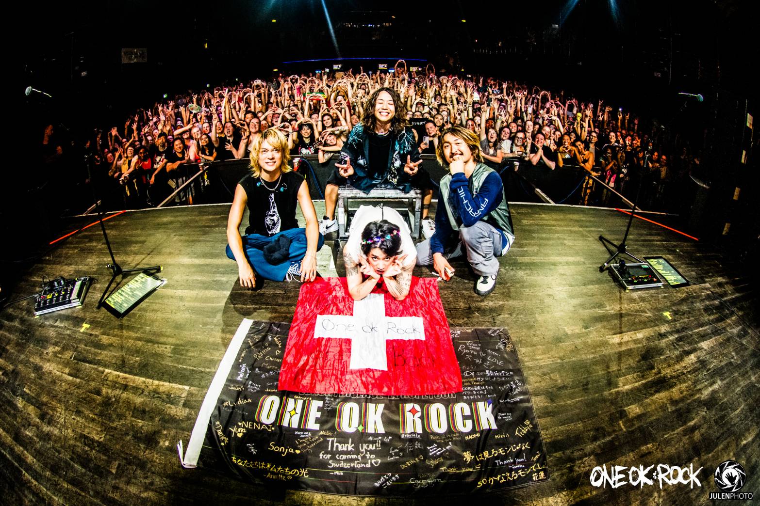 ONE OK ROCK/ONE OK ROCK 2016 SPECIAL LI… ONE OK ROCK | ONE OK ROCK Wiki | Fandom