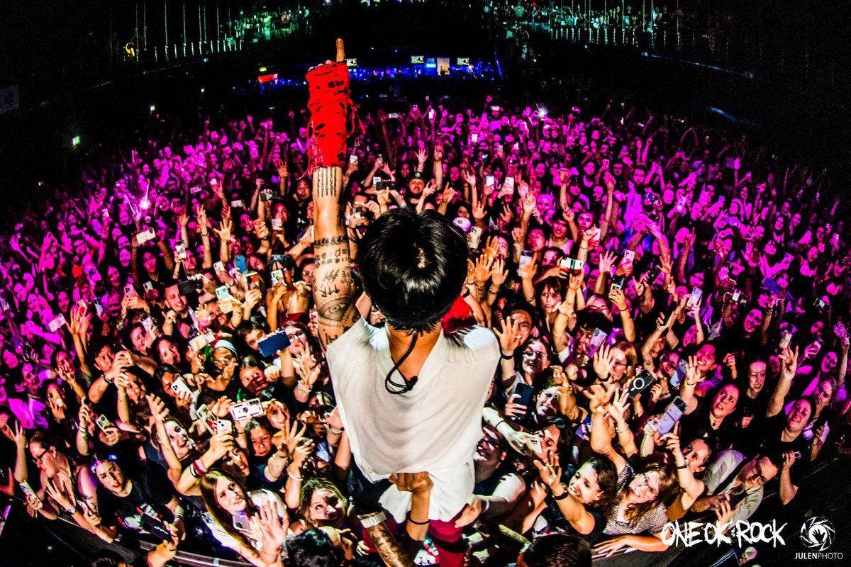 ONEOKROCK_japan's tweet image. Thanks Zurich!!
ONE OK ROCK 2023 LUXURY DISEASE EUROPE TOUR!!

#ONEOKROCK #LuxuryDisease #Europe #tour
photo by @JulenPhoto