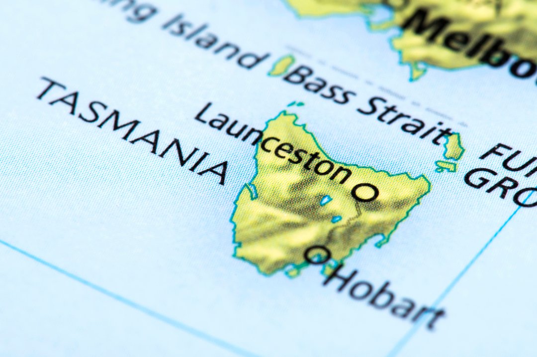 A joint feasibility study has been released by the Tasmanian Government and the Port of Rotterdam which confirmed that conditions in Tasmania for #greenhydrogen production, domestic use and export are excellent.   

Find out more here: bit.ly/3rrvHZC