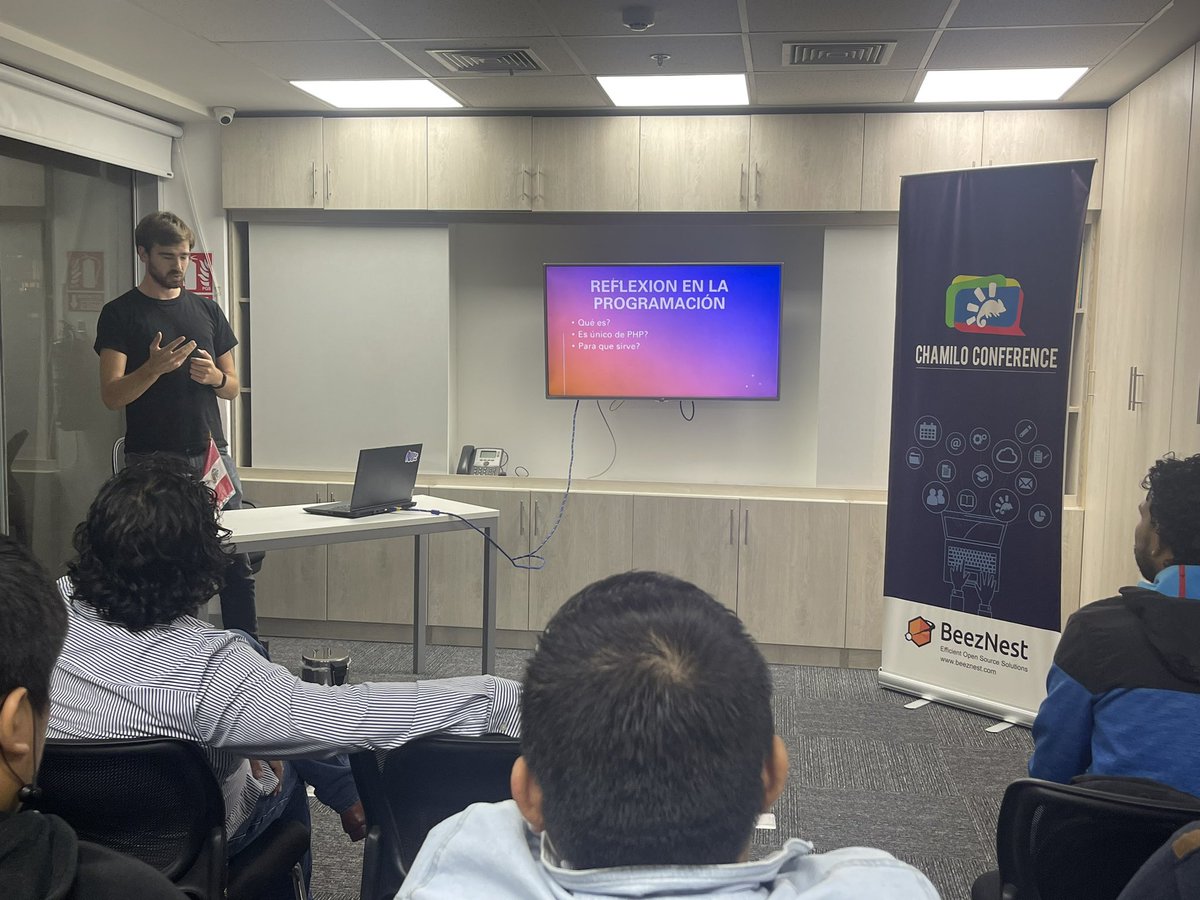php_peru's tweet image. Reflection API en PHP por Jetze #PHPPeru meetup Julio