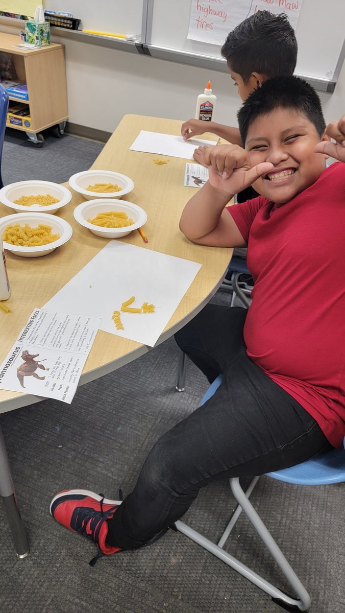 TeamDundalkES tweet media